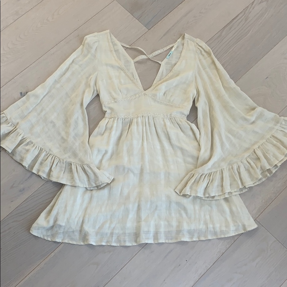 ivory long sleeved urban outfitter dress